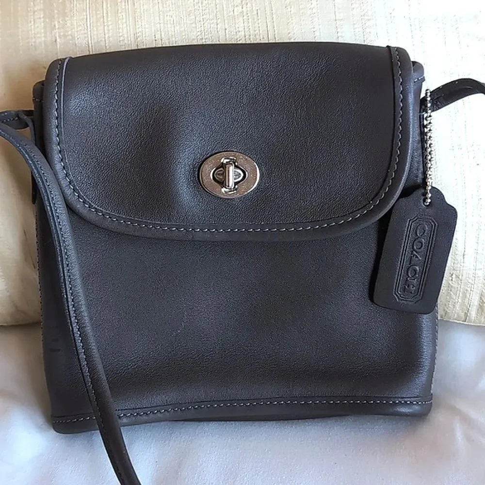 Rare -Vintage COACH Tango Flap Turn-Lock Dk Gray 🩶 Mini Crossbody Bag